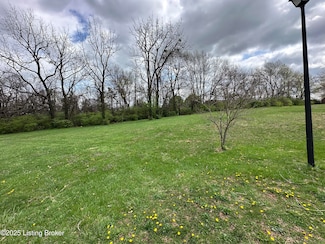 926 Woods Run Rd, Bardstown, KY 40004