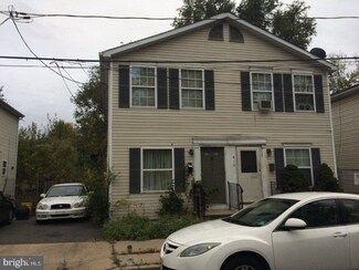 414 New Willow St, Trenton, NJ 08618