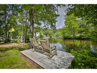 18 Russell Ave, Goffstown, NH 03045