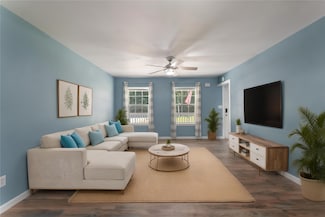 293 Commodore Dr, Livingston, TX 77351