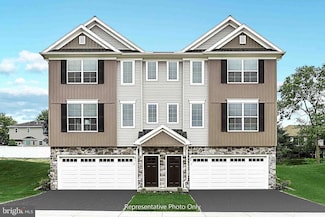 57 Glenn View, Carlisle, PA 17013