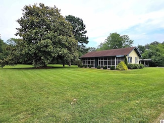 3426 Big Bear Hwy, Benton, KY 42025