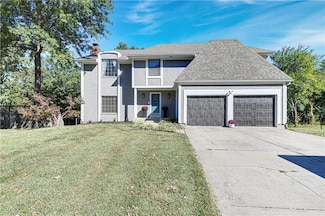 1512 NW Weatherstone Dr, Blue Springs, MO 64015
