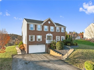 207 Kingsbrooke Dr, Greensburg, PA 15601