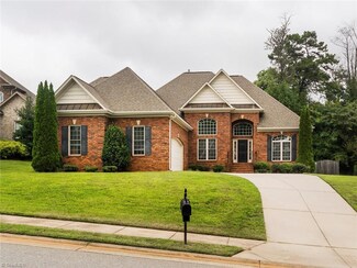 6015 Red Oak Ct, Kernersville, NC 27284
