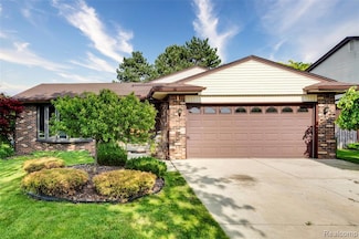 24705 Colonial Dr, Woodhaven, MI 48183