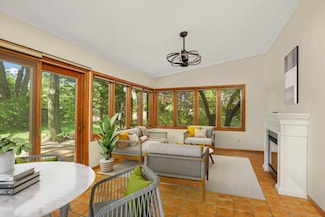 15423 Boulder Creek Dr, Minnetonka, MN 55345