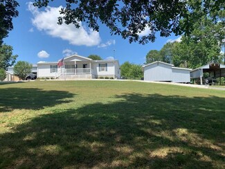 13 Charlie Walls Rd, Chatsworth, GA 30705