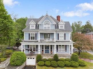 390 Pawtucket St Unit 1, Lowell, MA 01854