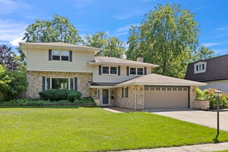 18W171 73rd St, Darien, IL 60561