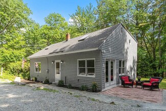 379 Tirrell Hill Rd, Goffstown, NH 03045