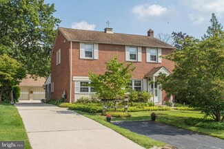 4017 S Warner Rd, Lafayette Hill, PA 19444