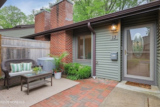 13 Attleboro Ct, Red Bank, NJ 07701