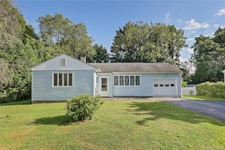 19 Clematis Rd, Brewster, NY 10509