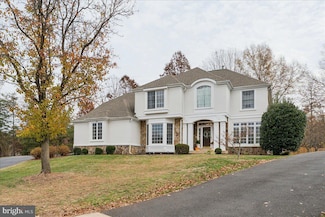 301 Marjorie Ln, Herndon, VA 20170