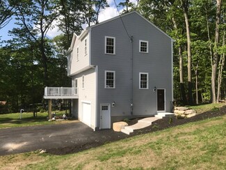 5 Aurora St, Worcester, MA 01607