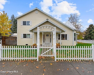1009 N 11th St, Coeur D Alene, ID 83814