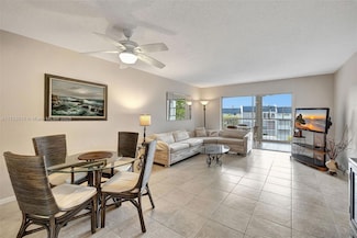 7897 Golf Circle Dr Unit 309, Margate, FL 33063