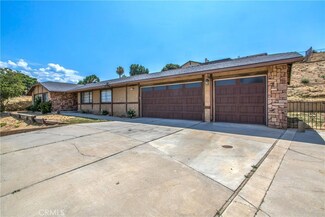 31737 Highview Dr, Redlands, CA 92373