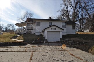 2522 Green Valley Rd, Saint Joseph, MO 64505