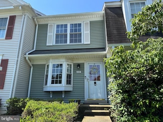 43 Southall Ct, Sterling, VA 20165