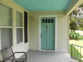 409 Coleman St, Como, MS 38619