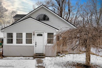 2054 Bradley Ave, Ypsilanti, MI 48198