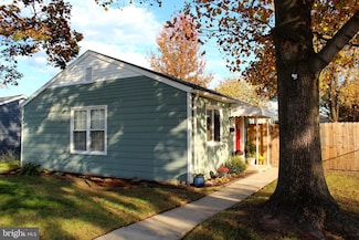 1613 Kimber Rd, Glen Burnie, MD 21060