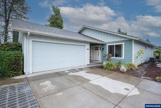 3074 Oakcrest Dr NW, Salem, OR 97304