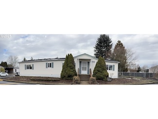 1145 SW Cypress St Unit 12, McMinnville, OR 97128