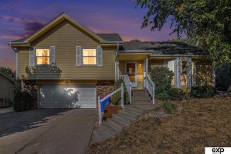 11922 N 158 St, Omaha, NE 68007