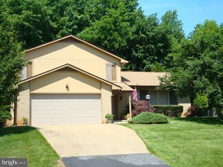 15020 Barkwood Dr, Woodbridge, VA 22193