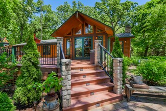 7S695 Dugan Rd, Sugar Grove, IL 60554