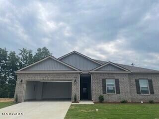 2108 Hyacinth Ln, Hernando, MS 38632