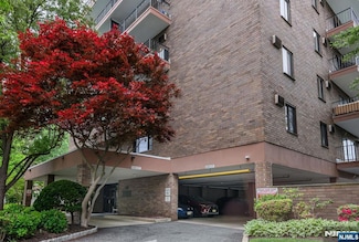 140 Euclid Ave Unit 1C, Hackensack, NJ 07601