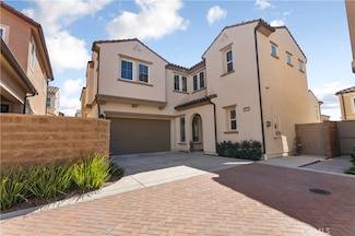 20818 Acorn Cir, Los Angeles, CA 91326