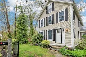 118 River Rd, Merrimac, MA 01860