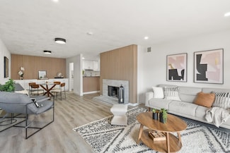 3940 Dove St Unit 312, San Diego, CA 92103