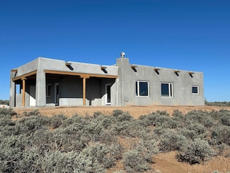 12 Eva Rd, Ranchos de Taos, NM 87557