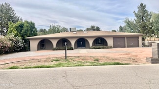508 Trails End Ct, El Paso, TX 79932