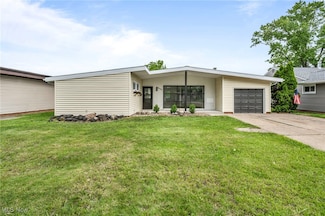 6482 Sherborn Rd, Parma Heights, OH 44130