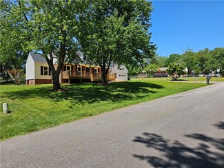 316 Heatherford Dr, Lewisville, NC 27023