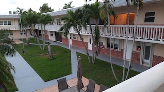 1454 N 12th Ct Unit 9B, Hollywood, FL 33019