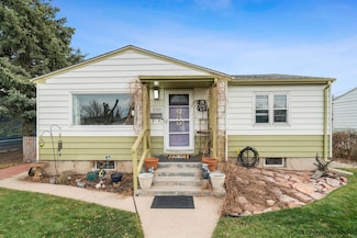 2709 E 9th St, Cheyenne, WY 82001