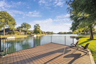 902 Piedmont St, Sugar Land, TX 77478