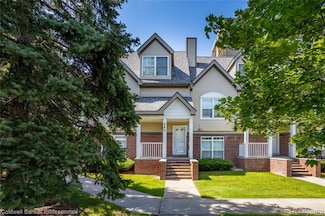 880 Seville Row, Detroit, MI 48202