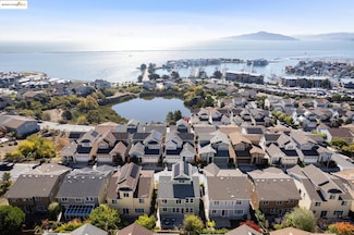 209 Seaview Dr, Richmond, CA 94801