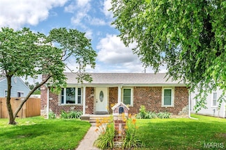 628 Leonard Ave, Valley Park, MO 63088