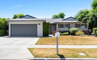 2707 W Acacia Ave, Fresno, CA 93705
