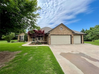 7212 Waterfront Dr, Tuttle, OK 73089